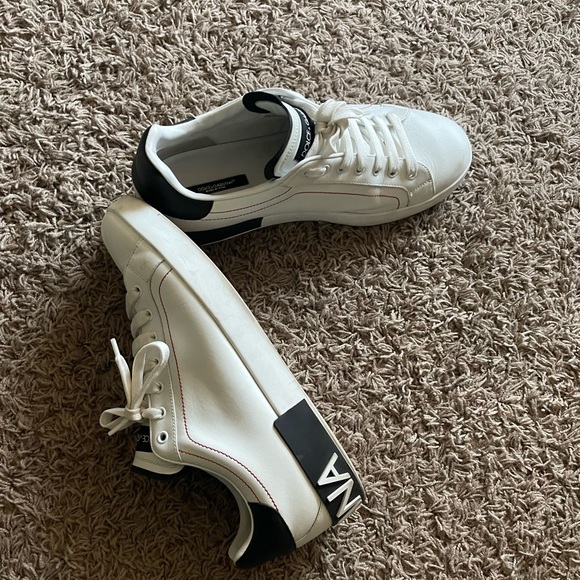 GUCCI MENS NEW SNEAKER!! - Picture 2 of 4